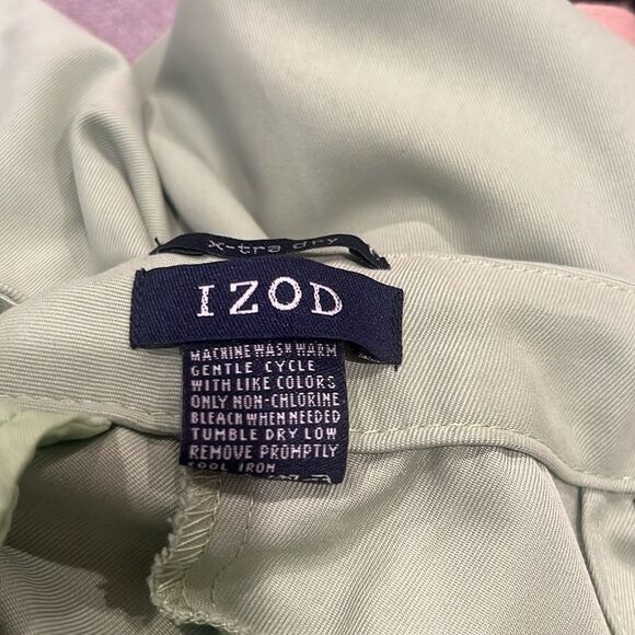 IZod Bermuda shorts w/ pockets, plus free LA hearts two toned halter top. - Picture 6 of 9